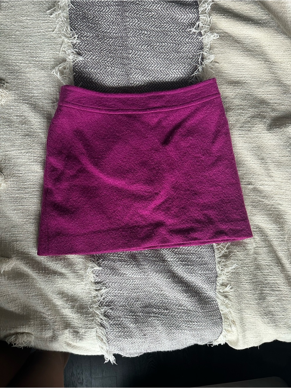 Vintage Women’s Magenta tweed Mini Skirt